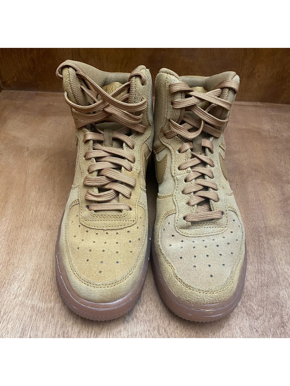 Nike Air Force 1 High LV8 Shoes Youth Sz 6.5 Y Wheat Tan Suede Gum CK0262-700 - Picture 3 of 15